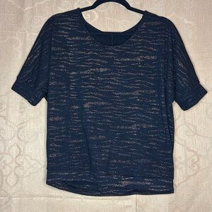 Takeout Women's Zebra Shimmer Quarter‎ Sleeve Sweater Size Medium